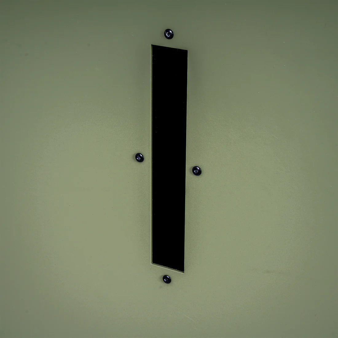 TREELINE 400 Pound Gravity Protein Feeder