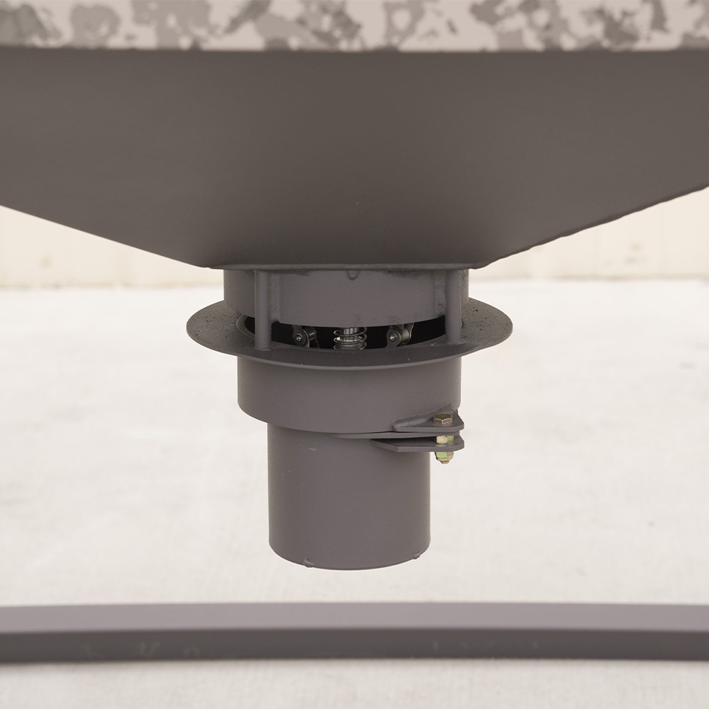 MB Ranch King Mighty Buck Corn Feeder