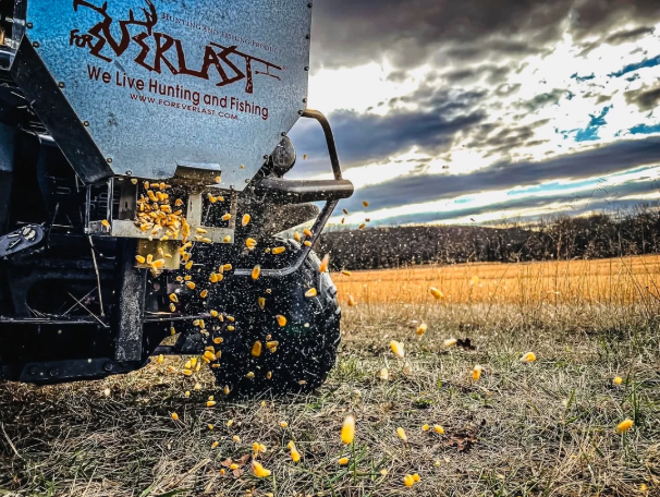 FOREVERLAST TAILGATE FEEDER 50LB