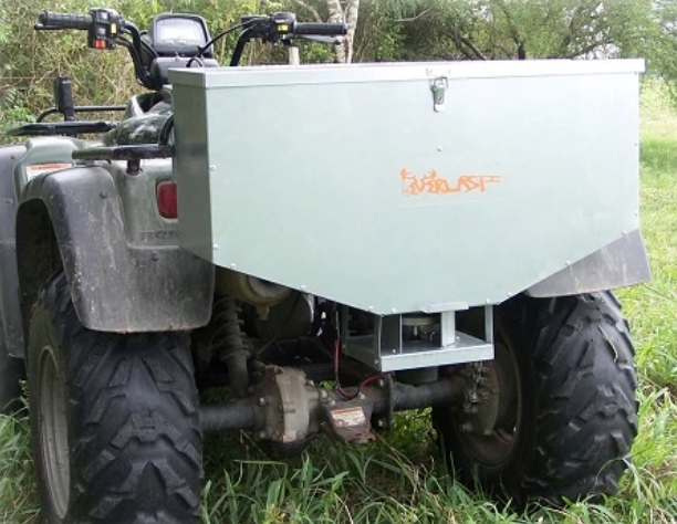 FOREVERLAST TAIL GATE FEEDER 100LB
